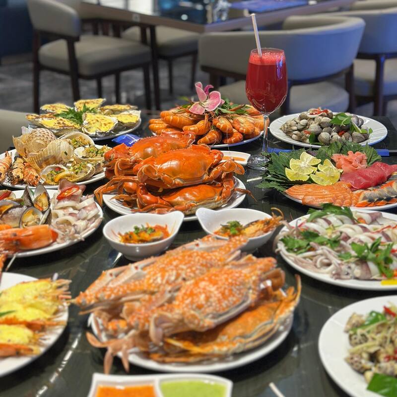Poseidon buffet, paradise for seafood lovers 6