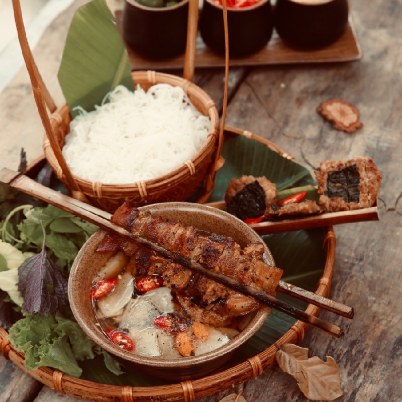 Save the Top 16+ Hanoi Bun Cha Restaurant in Saigon 5