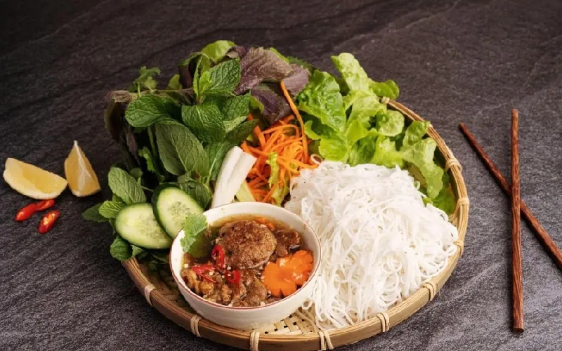 Save the Top 16+ Bun Cha Hanoi Restaurant in Saigon 9