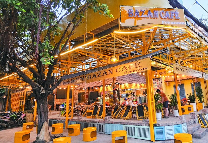 Top 10 cafe in District 6 is beautiful and beautiful