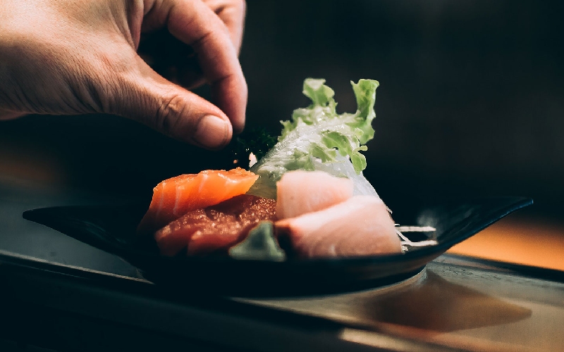 Top 15 delicious, quality sushi buffet shops in Saigon 8