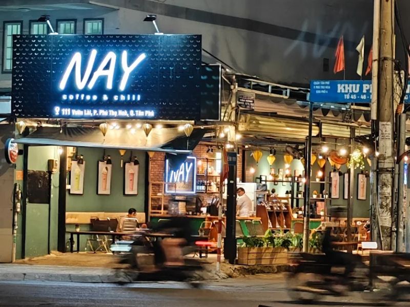 Top 10 hammock cafe in Ho Chi Minh City has a cool, quiet space 5