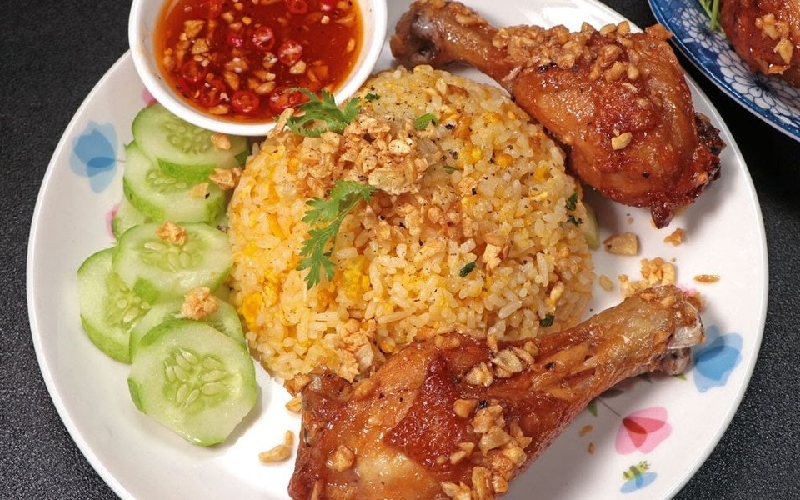 Top 15 delicious and delicious chicken rice shops in Saigon 5