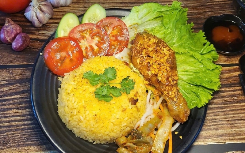 Top 15 delicious and delicious chicken rice shops in Saigon 9