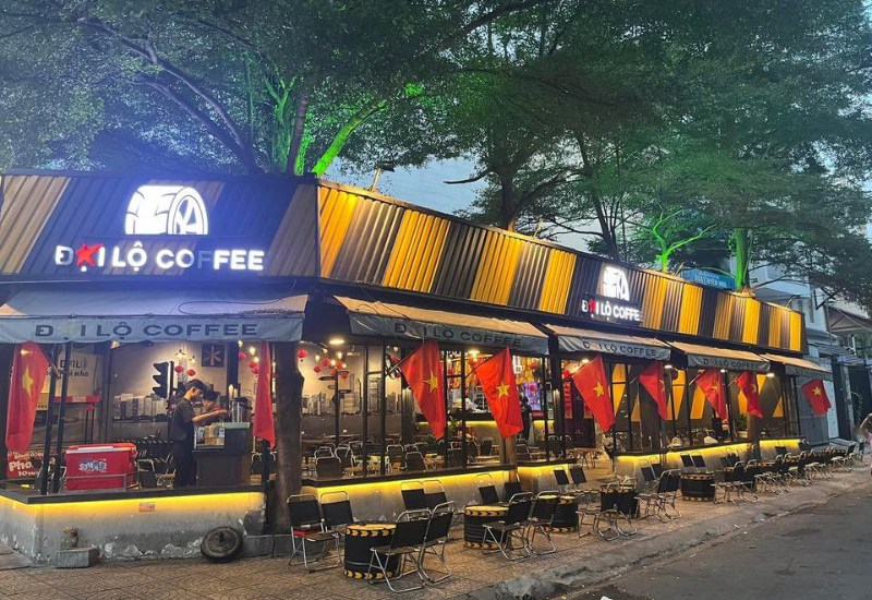 Top 10 cafe District 6 is beautiful and beautiful