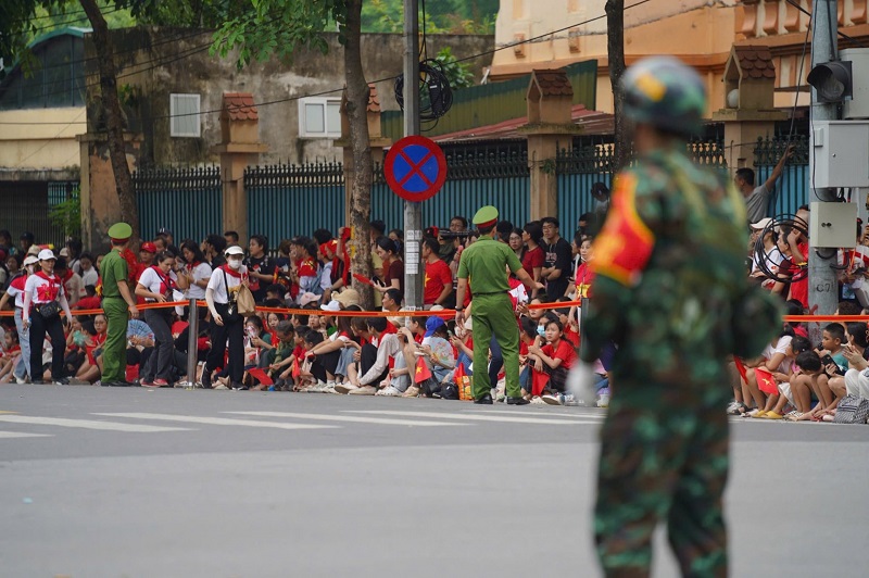 92 yards and parking spots to see the parade, parade on the occasion of National Day 7