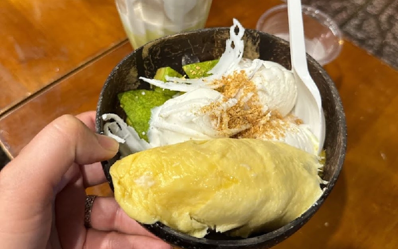 Top 13 delicious butter ice cream shops in Saigon gather friends weekend 8