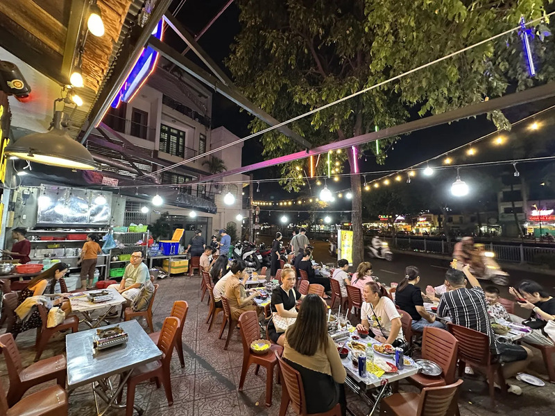 Top 16 delicious fish hotpot shops hard to resist in the heart of Saigon 7