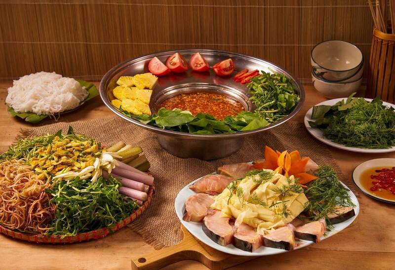 Top Hanoi sturgeon hotpot shop conquer diners with Northwest flavor 2