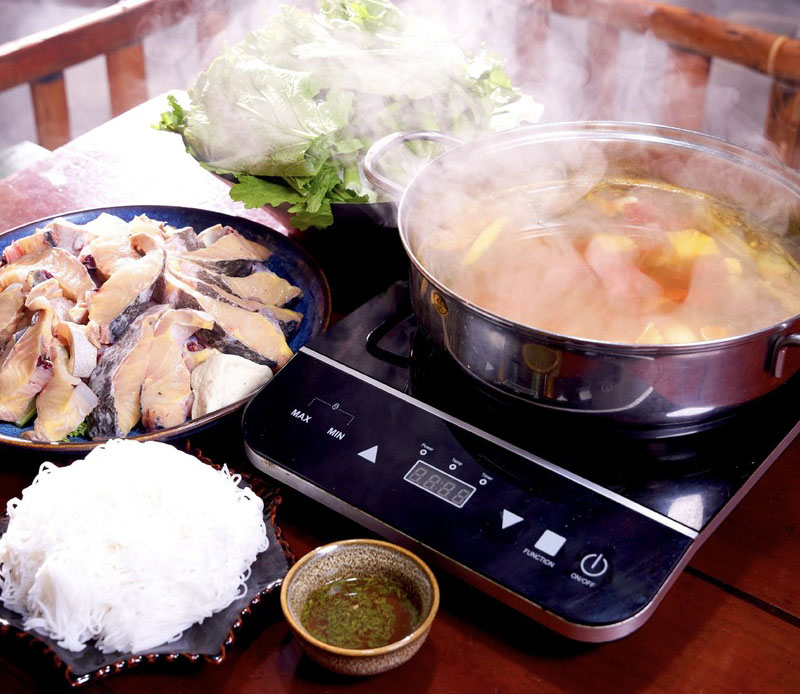 Top Hanoi sturgeon hotpot shop conquer diners with Northwest flavor 6