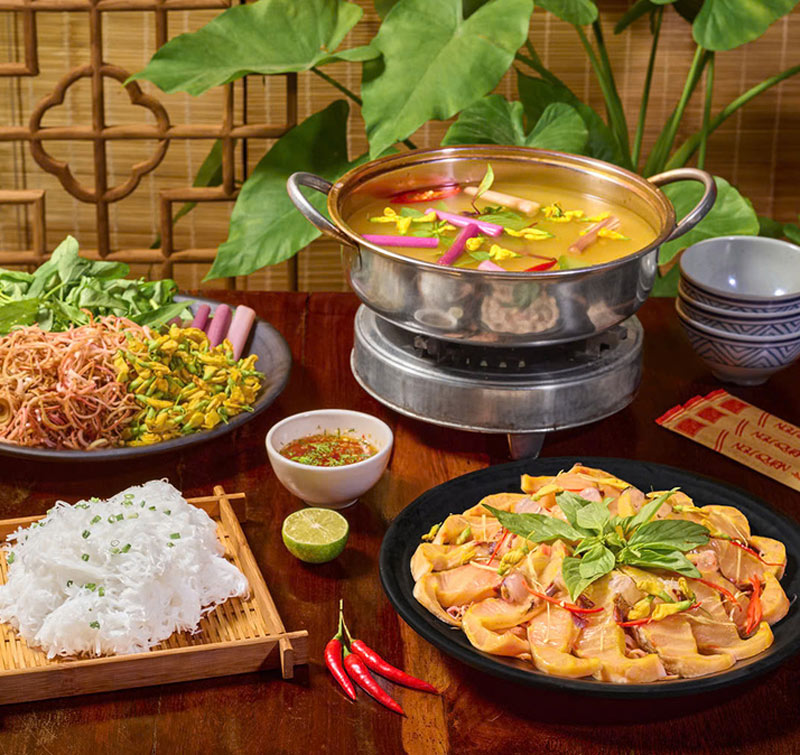 Top Hanoi sturgeon hotpot shop conquer diners with Northwest flavor 4