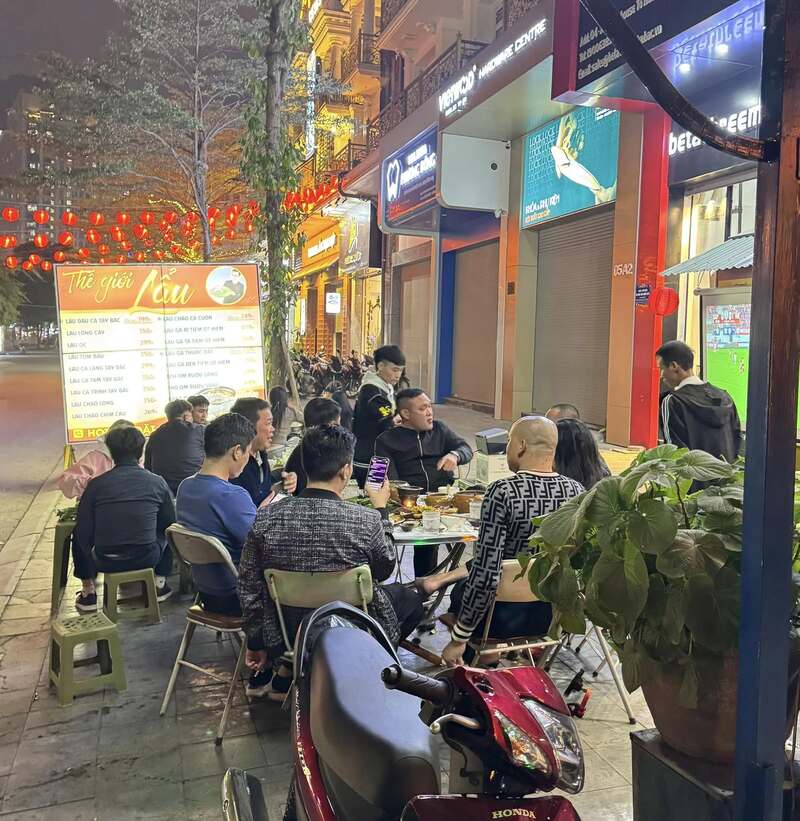 Top of Hanoi sturgeon hotpot shop conquering diners with Northwest flavor 8