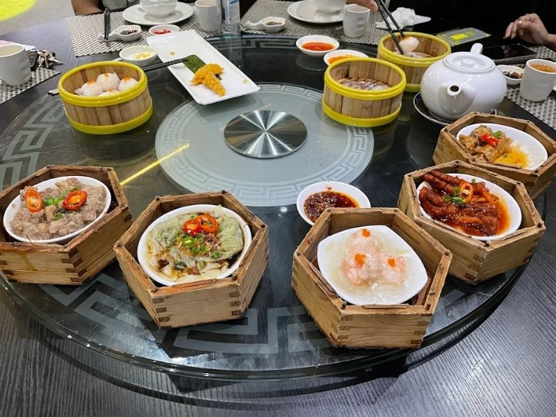 Suggestions of 12 best District 5 restaurants: Eating is mesmerizing, coming to remember 9