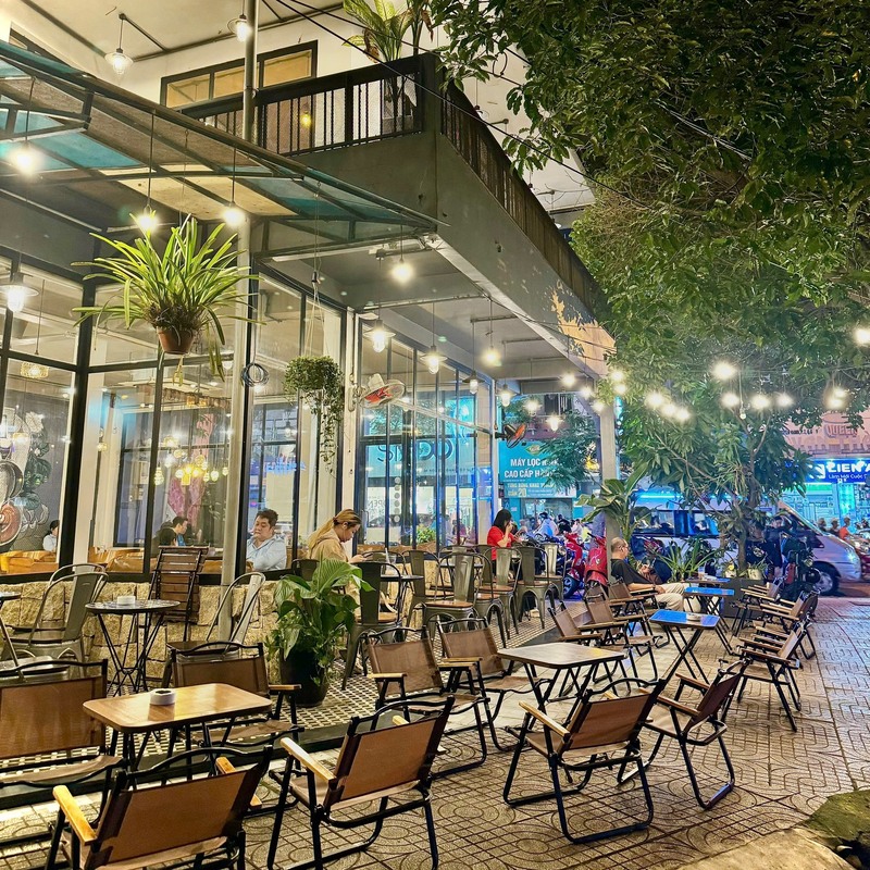 Coffee 24/7 Coffee Review for Saigon for a night owl 3