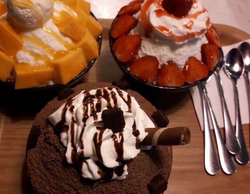 Top 8 Bingsu shops in District 1 cooling on the summer day 7