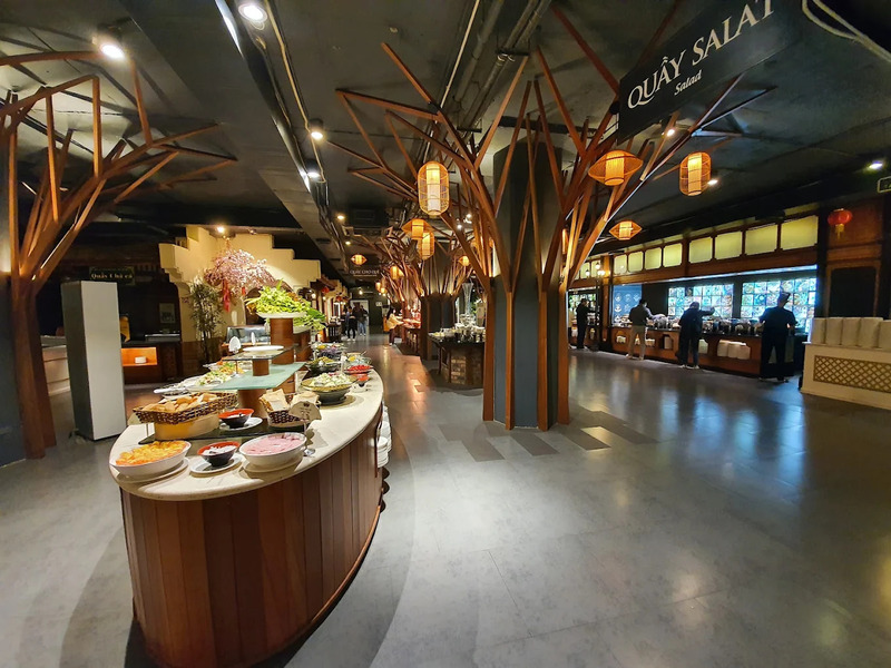 Tay Ho lotus buffet: Food symbol on the banks of West Lake Hanoi 10