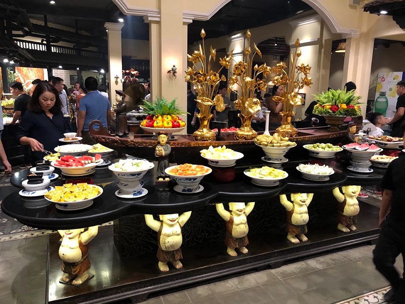 Tay Ho lotus buffet: Food symbol on the banks of West Lake Hanoi 9