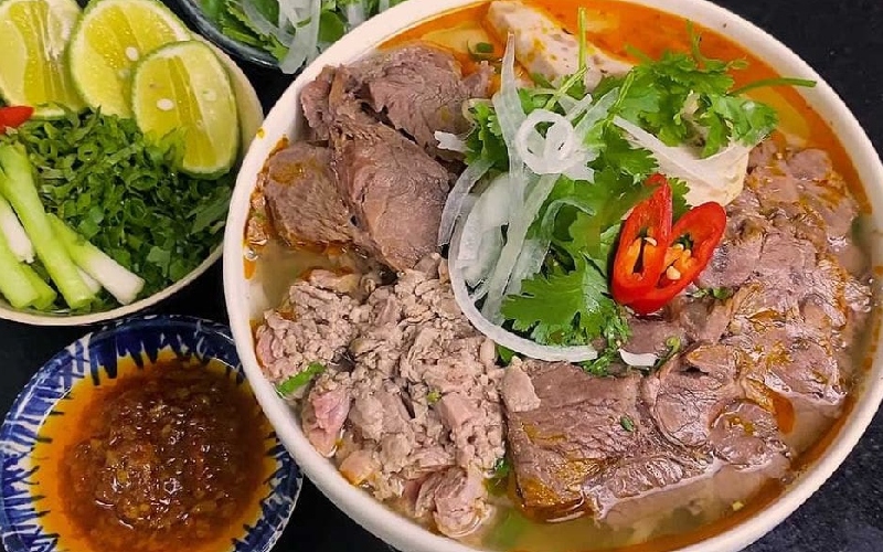 Top 15 delicious and famous Da Nang beef noodle shops, eat once remember forever 3