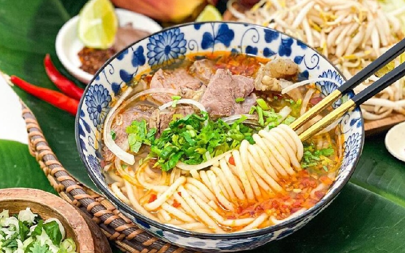 Top 15 famous Danang beef noodle shops, eat once remember 8