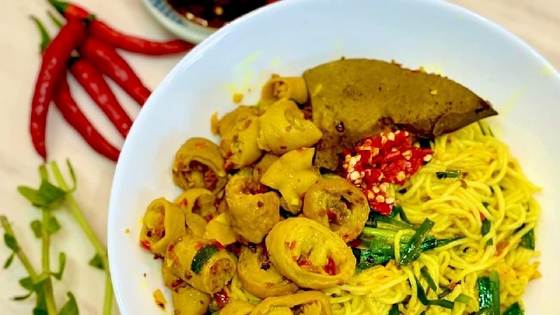 Top 10 stir -fried vermicelli shops in Danang turmeric cling to customers 6