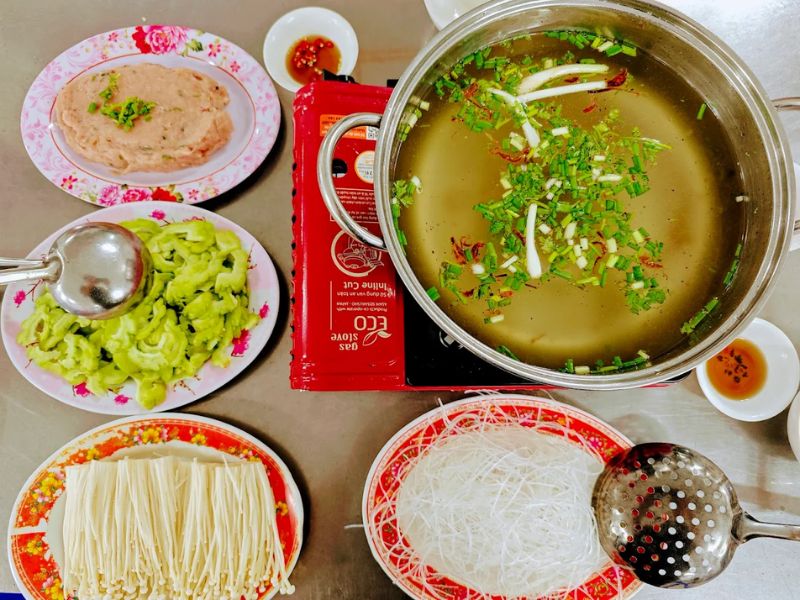 7 hotpot hotpot shops with hardships are hard to resist in Saigon 2