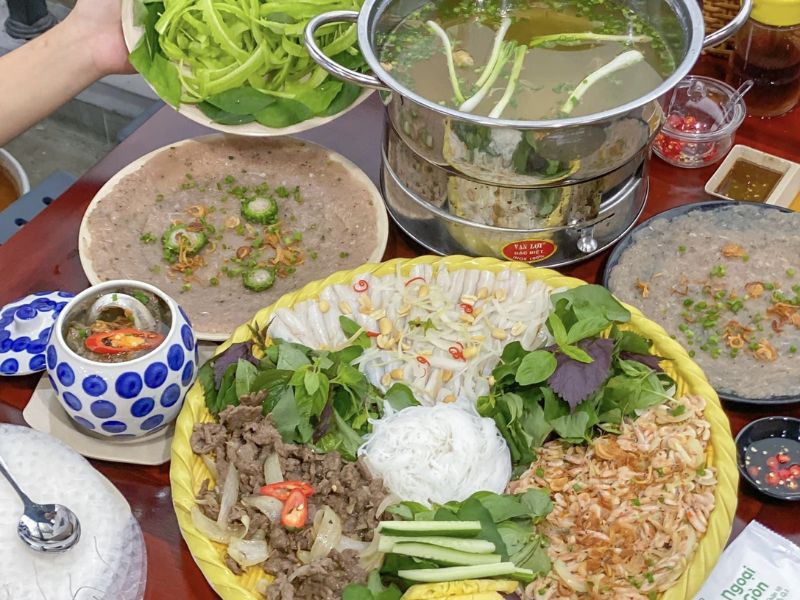 7 hotpot hotpot shops with hardships are hard to resist in Saigon 5