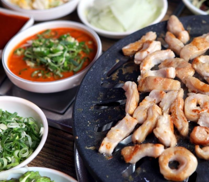 8+ Saigon Grilled Beef Restaurant makes diners fascinated 5