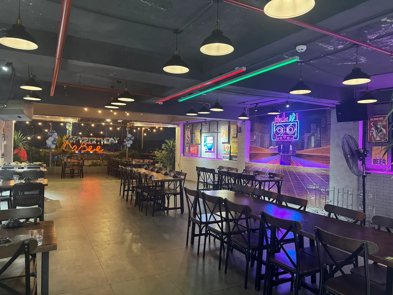 Top 8 pubs in District 5 sharp bait, delicious beer, reasonable price 9
