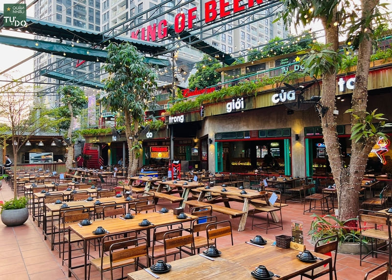 17 Free pub facilities in Hanoi with unique space 8