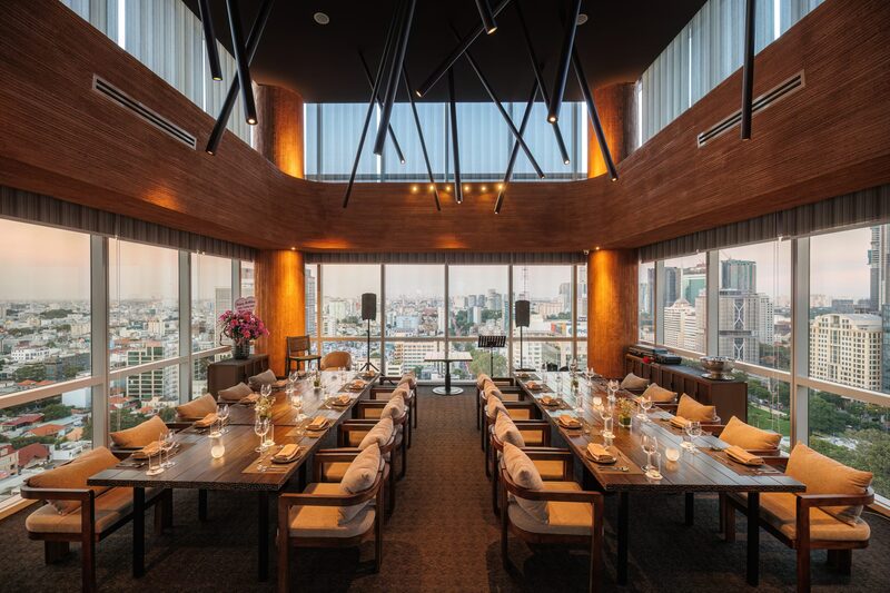 Shri Lifestyle Dining: Rooftop restaurant in the heart of Saigon 9