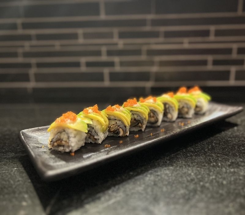 Discover the top of the famous sushi restaurant in District 1 5