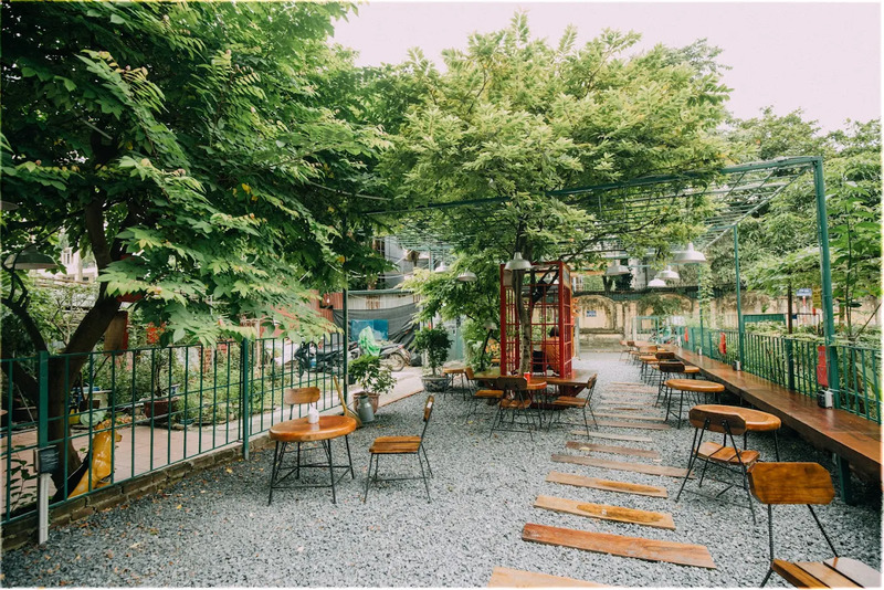 Tiny Post Cafe: Quiet vintage cafe in the heart of the capital 9