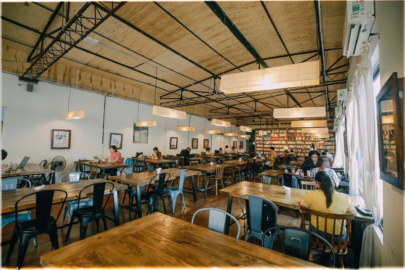Tiny Post Cafe: Quiet vintage cafe in the heart of the capital 11