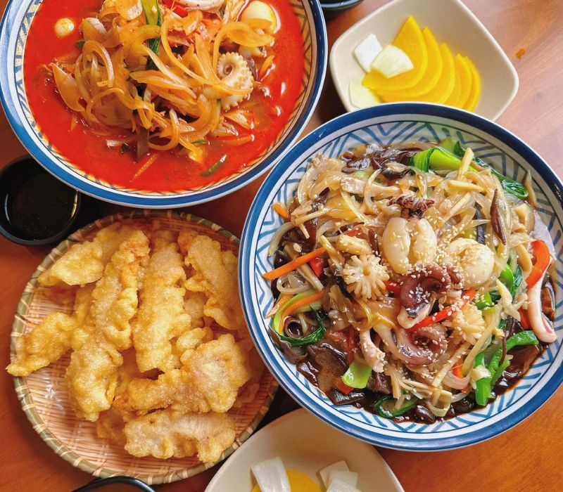 Champong Legend: Experience Korean cuisine standard in the heart of Saigon 7
