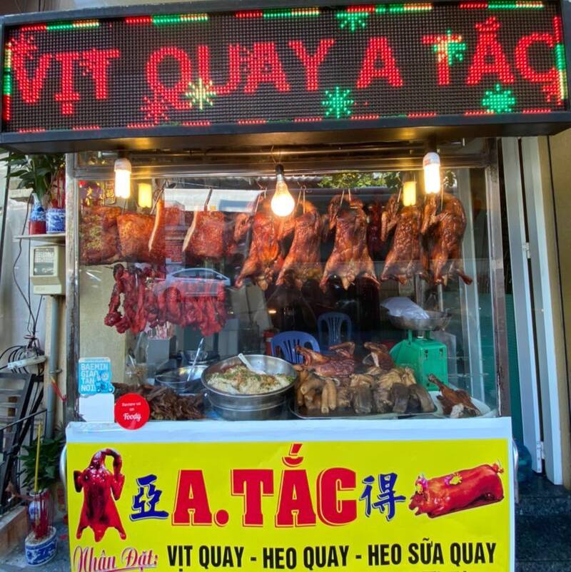 Tell you 7 delicious roast duck shops in District 5