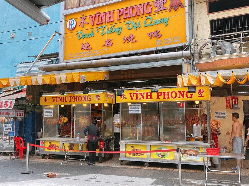 Tell you 7 delicious roast duck shops in District 5