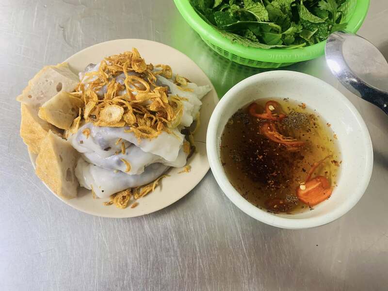 Tell you 8 delicious banh cuon shops in Hanoi with excellent flavor 6