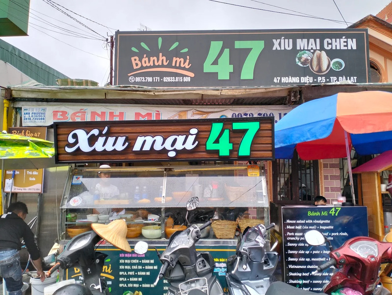 4 famous delicious Hoang Dieu banh mi shops, affordable prices 6