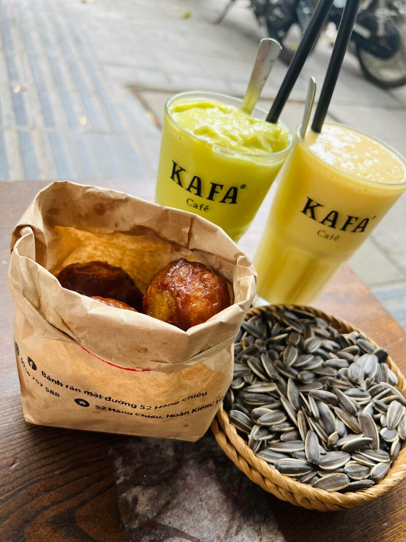 Traditional Molasses Donuts, a sweet gift from Hanoi 11