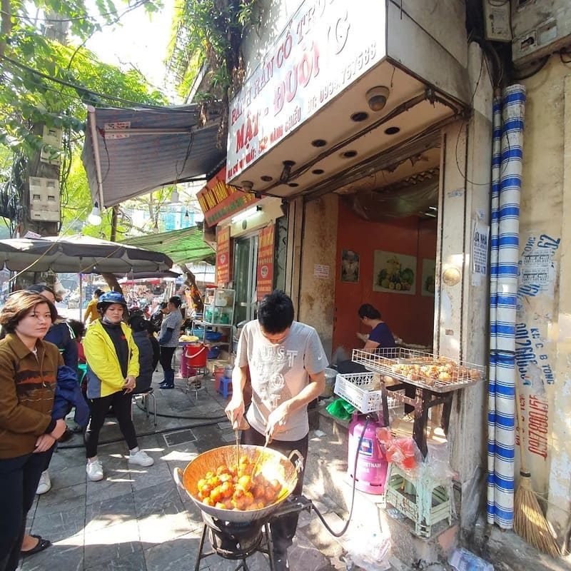 Traditional Molasses Donuts, a sweet gift from Hanoi 3