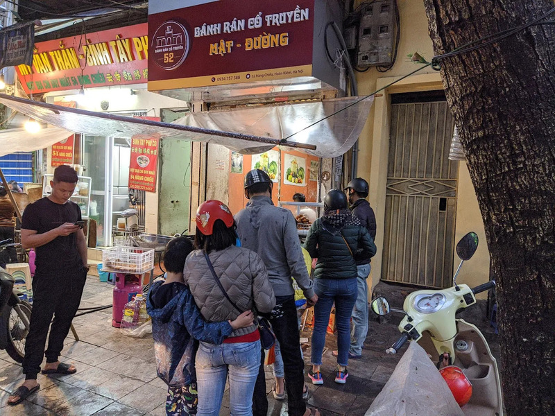 Traditional Molasses Donuts, a sweet gift from Hanoi 5