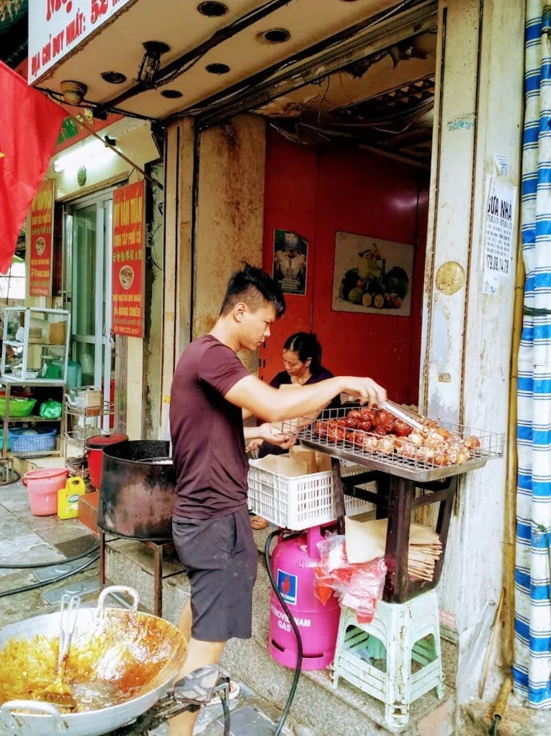 Traditional Molasses Donuts, a sweet gift from Hanoi 9
