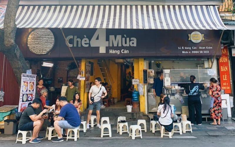 Top 15 delicious sweet soup shops in Hanoi that make diners 