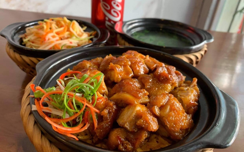 Top 15 delicious potted rice restaurants in Da Nang with authentic Vietnamese taste 7