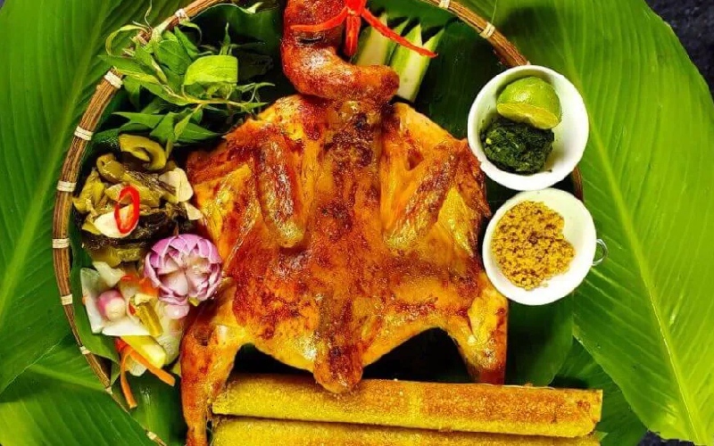 Top 10 delicious grilled chicken and bamboo rice restaurants in Saigon 3