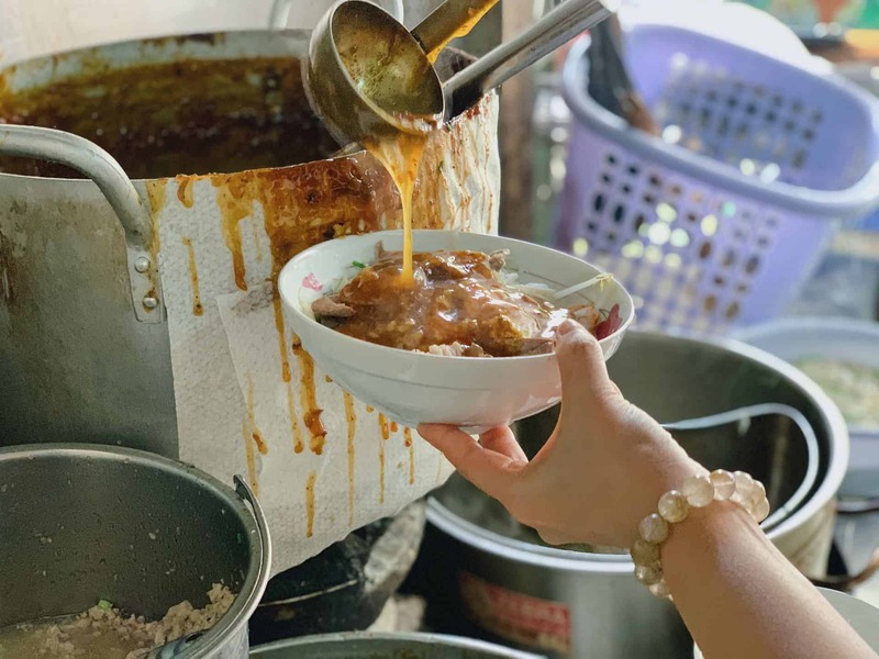 My Tho Thanh Xuan noodle soup, a journey of 80 years of attachment to Saigon 6