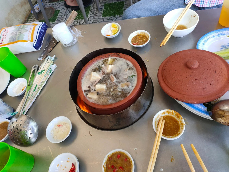 Hanh No oxtail hotpot, Hanoi, famous culinary rendezvous in Ha Dong 4