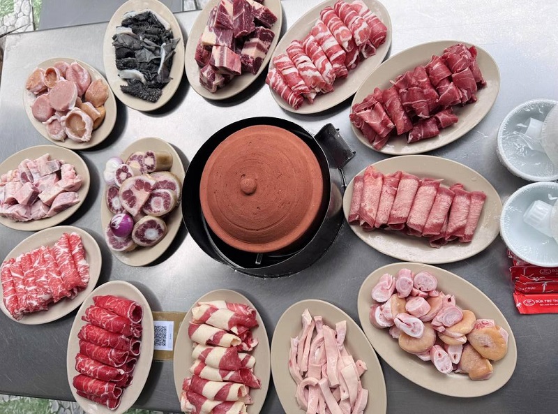 Hanh No oxtail hotpot, Hanoi, famous culinary rendezvous in Ha Dong 5