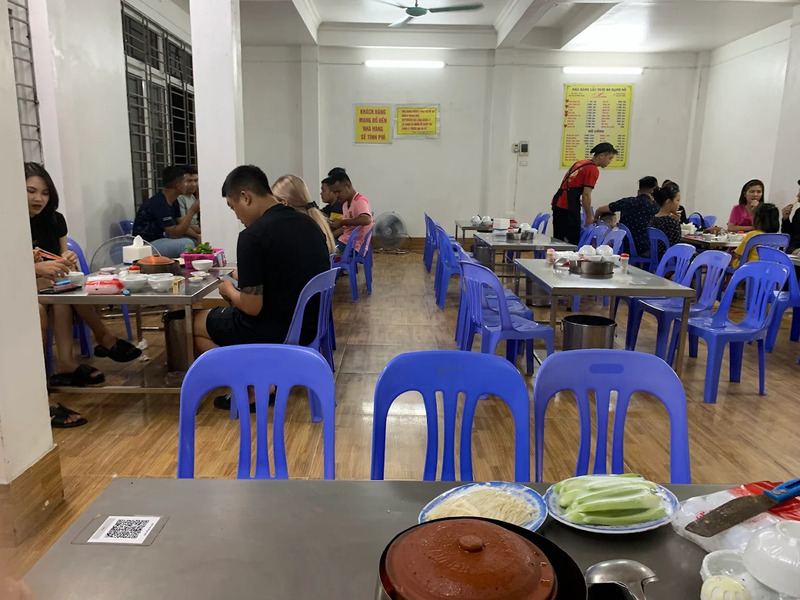 Hanh No oxtail hotpot, Hanoi, famous culinary rendezvous in Ha Dong 10