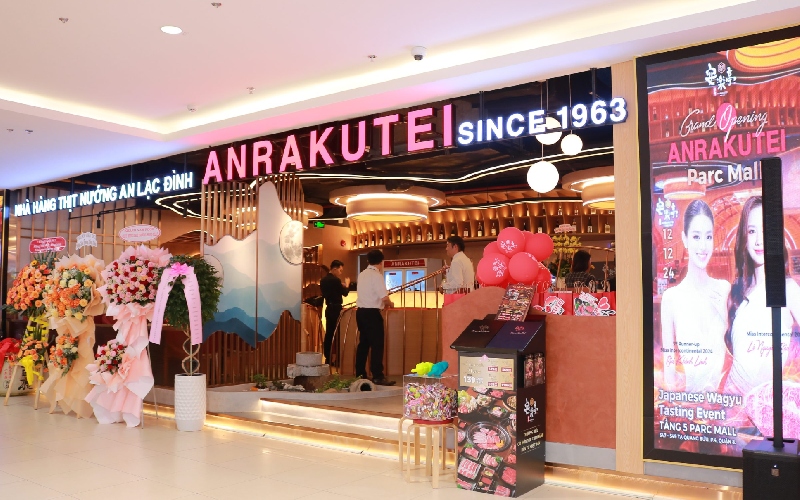 Suggested 10+ delicious, genuine, reasonably priced District 8 restaurants that you should try 3